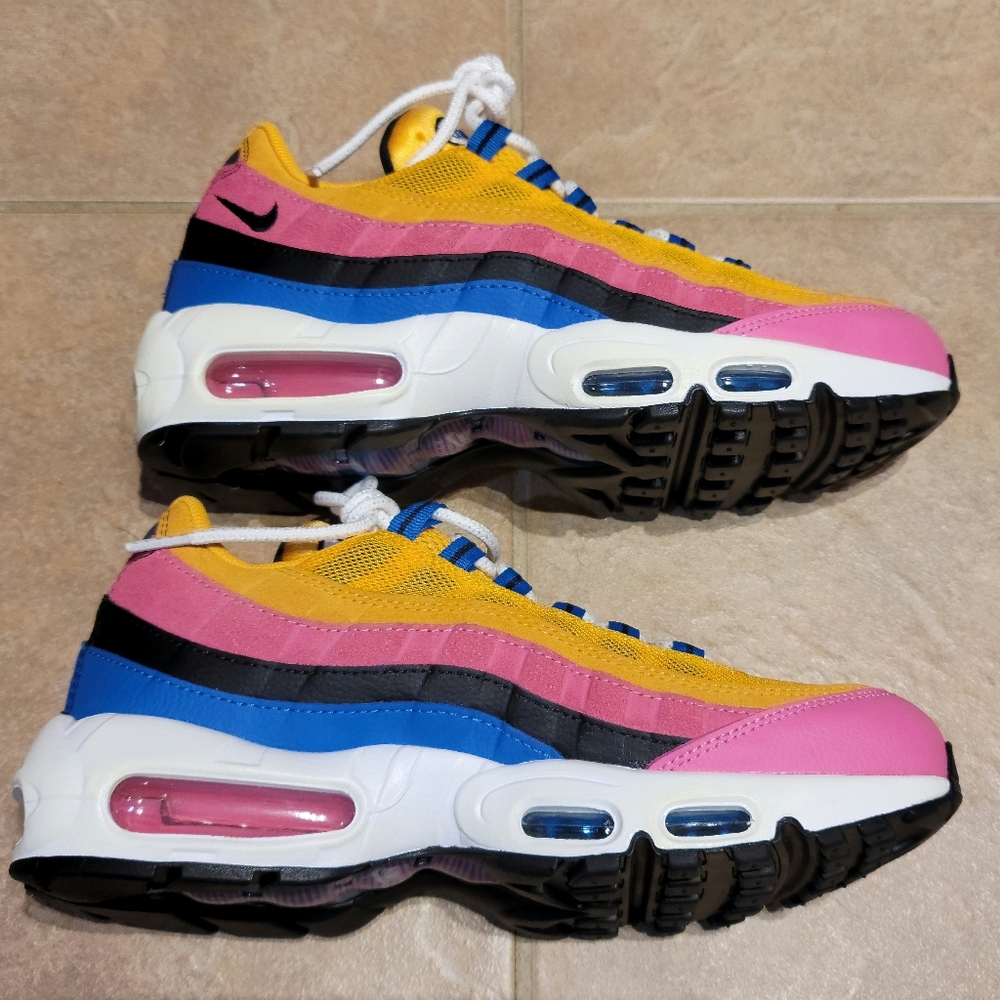 NIKE AIR MAX 95 CASUAL SHOES